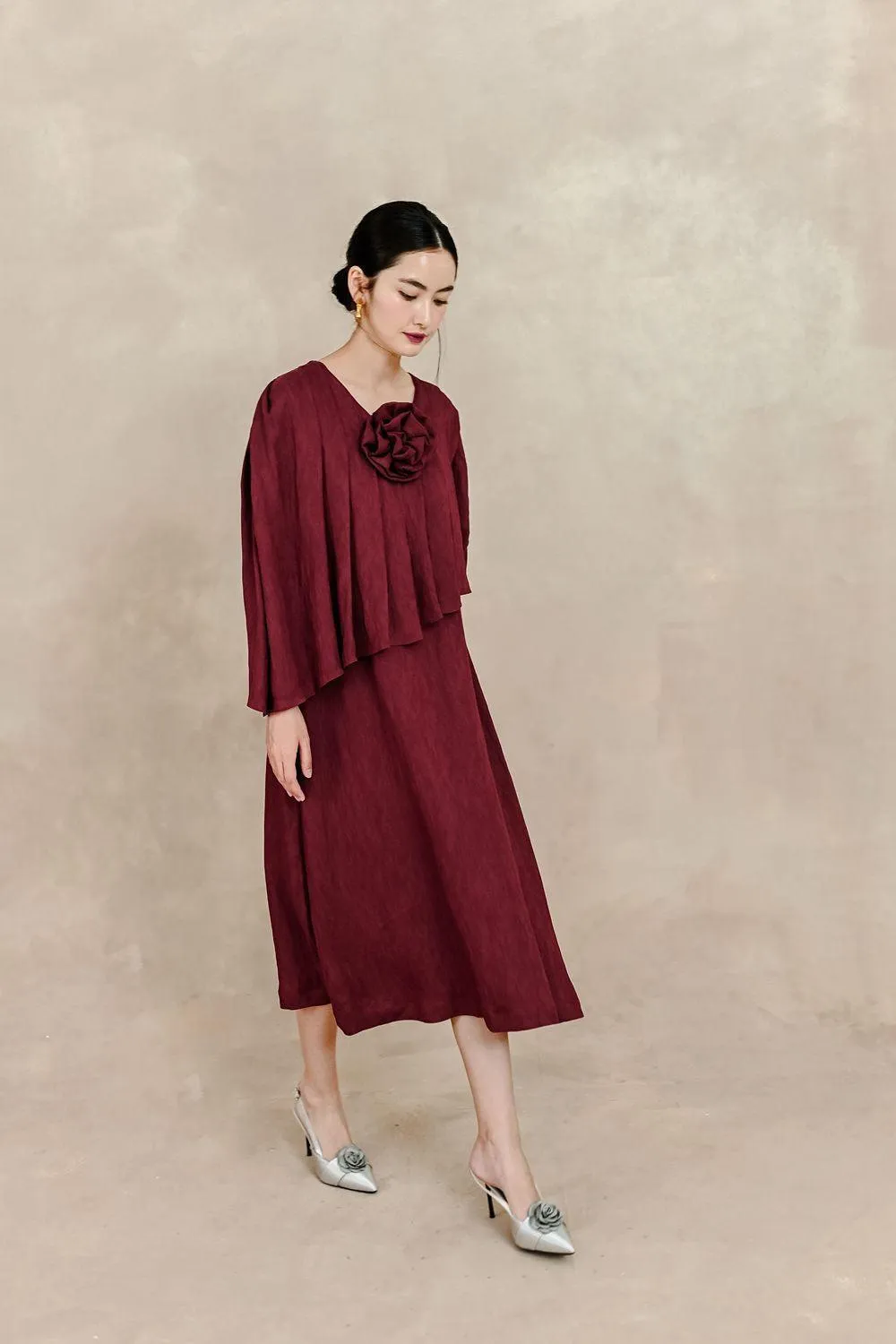 Anya Straight Cape Sleeved Silk Midi Dress
